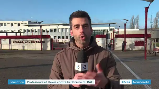 Action symbolique des profs du lycée Val de SEine contre la réforme du bac