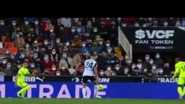 #OTD Mestalla went crazy for this goal of Cristiano Piccini 😲 💣 #laligasantander #shorts #valencia