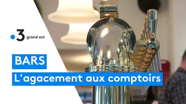 Restrictions : interdiction de consommer debout dans les bars et restaurants