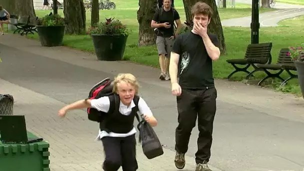 Les enfants les plus mignons deviennent émotionnels