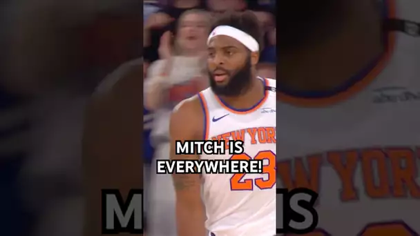 Mitchell Robinson SOARS for the lob & JAM!