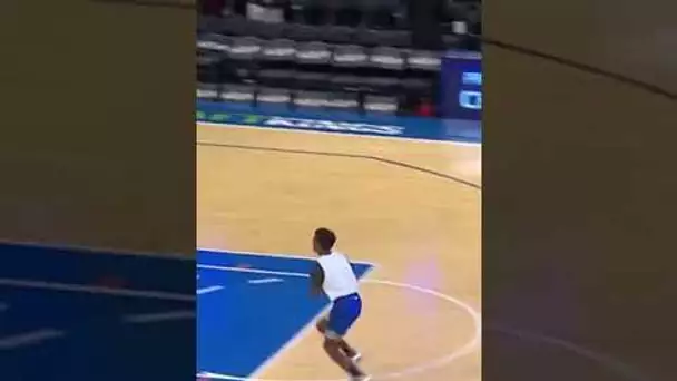 Jr. Knicks KID throws DOWN a DUNK on the fast break! | #shorts