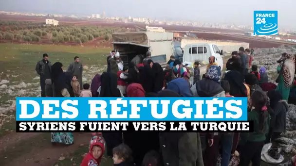 En Syrie, des milliers de réfugiés fuient Idleb vers la Turquie