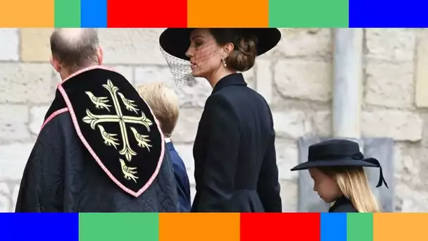 Kate Middleton : chignon, diamants et perles… La princesse brille par sa dignité aux obsèques d'Eliz