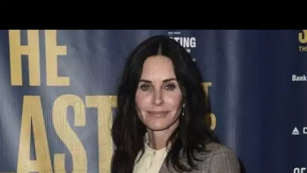 Courteney Cox, une (vraie) dinde sur la tête : pour Thanksgiving, elle partage une...