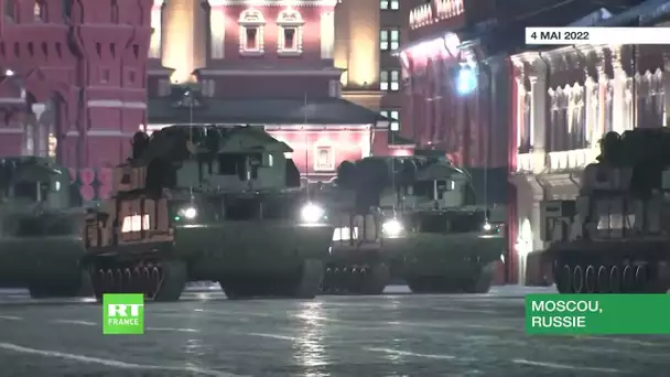 Place Rouge de Moscou : deuxième nuit de répétition du défilé de la journée de la Victoire