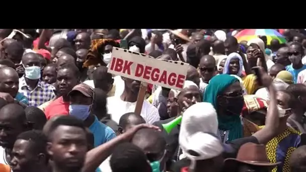Des milliers de Maliens réclament le départ d'IBK