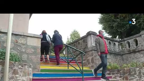 L'escalier arc-en-ciel de Saint-Junien vandalisé