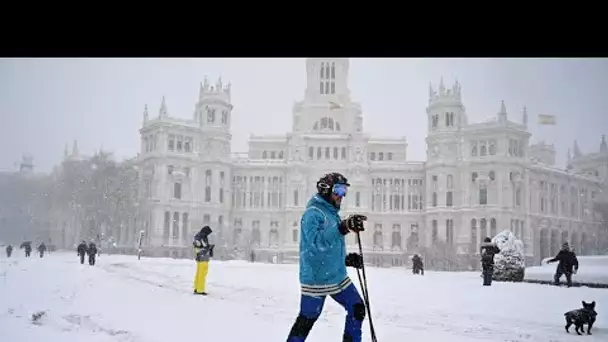 Espagne : des chutes de neige inédites à Madrid depuis 50 ans