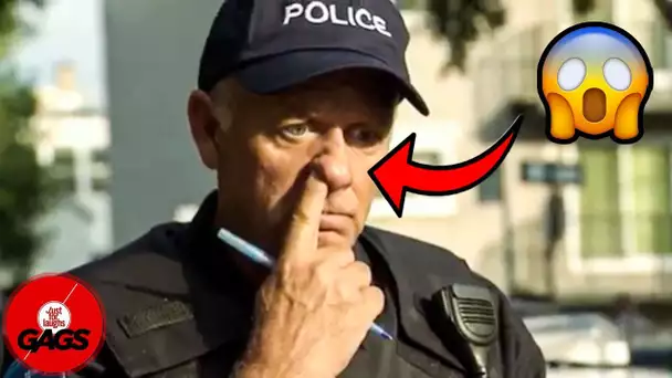Un Policier Surpris En Train De... | Juste Pour Rire les Gags