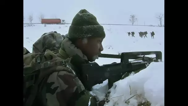 Légionnaires prêt au combat dans la neige