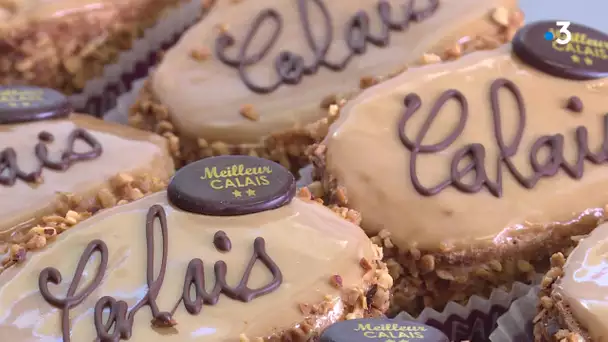 Le meilleur Calais, célèbre gâteau fabriqué dans cette pâtisserie.