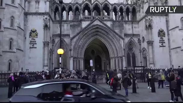 Deuxième jour du procès Assange : en direct de la Cour royale de justice de Londres