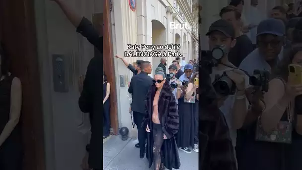 Katy Perry au défilé Balenciaga #parisfashionweek