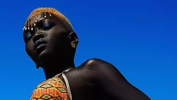 Jugée « trop noire », le top model Nyakim Gatwech remet ses détracteurs à leur place