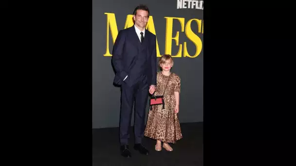 PHOTOS Bradley Cooper, grande première ! Il pose avec sa fille Lea de Seine, 6 ans : sa mère Irina