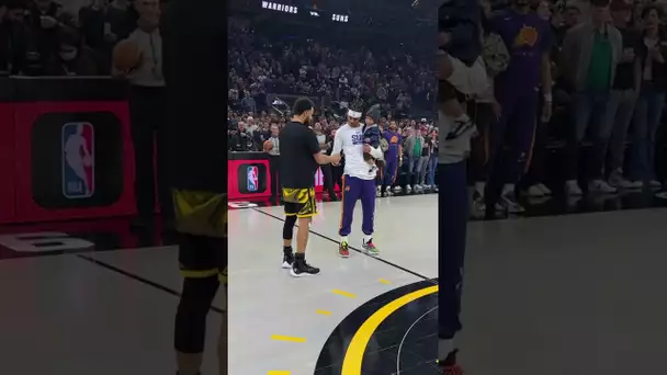 Steph Curry presenting Damion Lee his Championship Ring in his return to DUB NATION! | #shorts