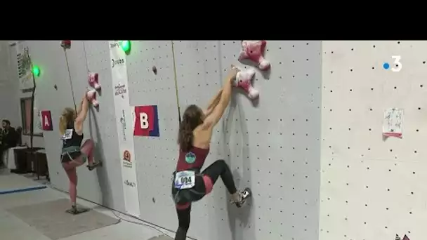 Championnat de France de para-escalade. L'ascension de Solène Piret, championne du Monde cat. AU2