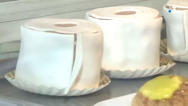 Une pâtisserie en forme de rouleau de papier toilette à Calais