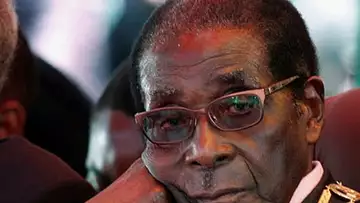 Robert Mugabe remet sa démission après un règne de 37 ans