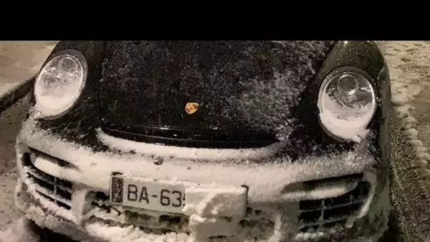 Je sors une Porsche gt2 et une Bentley sous la neige !