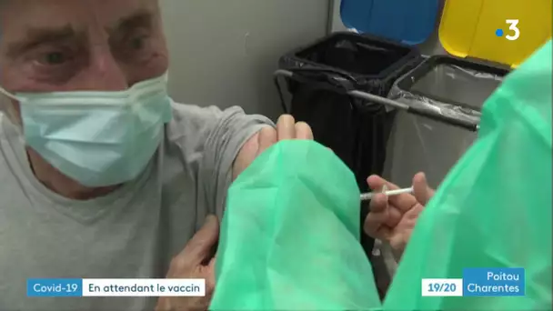 La Rochelle : suspension vaccination avec l'Astrazeneca