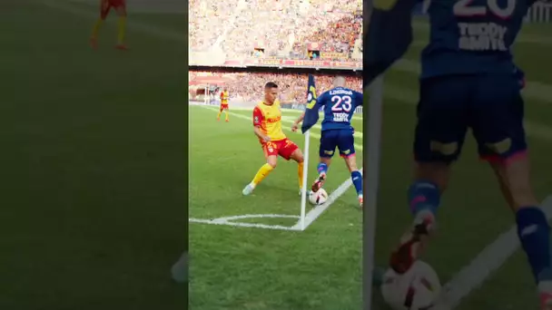 😱 Ce petit pont d'Edon Zhegrova 🇽🇰 #ligue1 #ligue1mcdonalds #derbydunord #lens #lille @losc