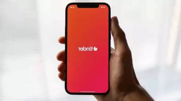 Tinder permet désormais de signaler un ancien match, même s'il a été supprimé !