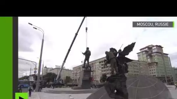 Mikhaïl Kalachnikov dispose désormais de sa statue à Moscou