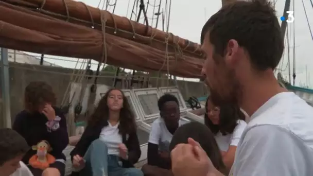 Voile : enfants anciens malades sur le voilier "la Fleur de Lampaul"