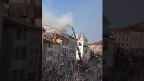 Vienne (Isère) : un appartement du centre-ville ravagé par le feu, trois personnes blessées