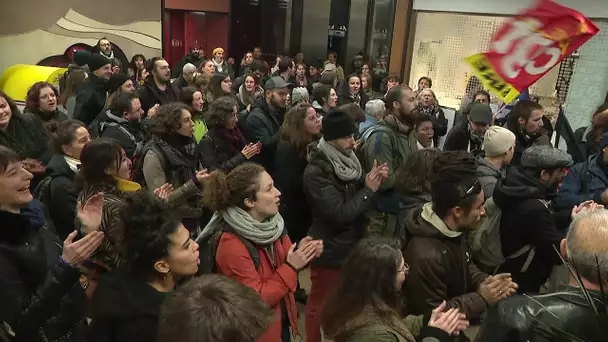Nouvelle Manifestation des travailleurs sociaux au Conseil départemental de l'Isère à Grenoble