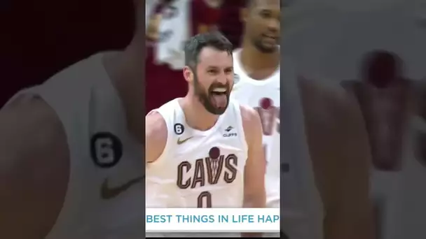Kevin Love Fires The Full-Court Dime 🔥