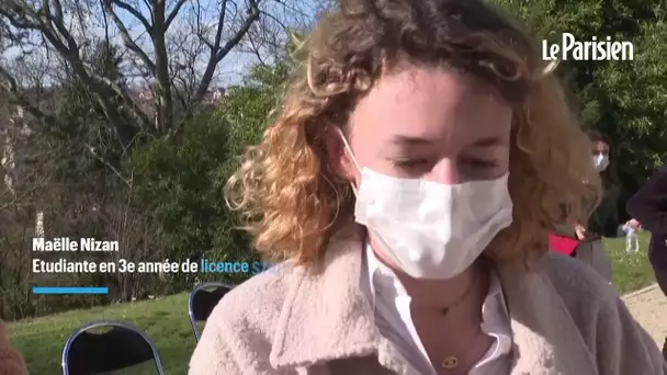 Poitiers: une centaine d'étudiants manifestent pendant la visite de Frédérique Vidal