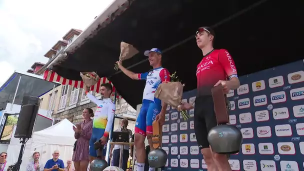 Le Tour du Doubs 2022. Victoire de Valentin Madouas et la fête au Crêt Monniot