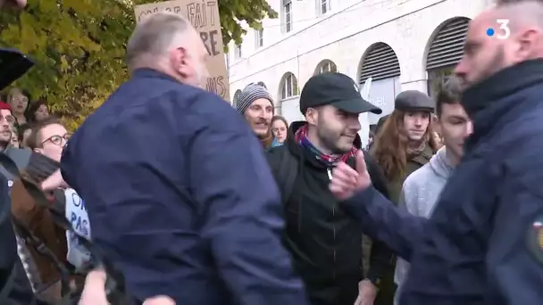 Besançon : 4 hommes exfiltrés sous les huées de la manif contre les violences faites aux femmes