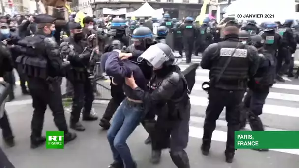 Paris : des affrontements avec la police lors de la manifestation contre la loi Sécurité globale