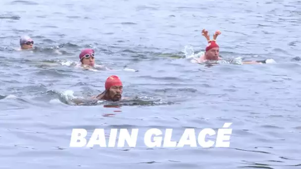 Pour Noël, ces nageurs anglais ont plongé dans l'eau glacée