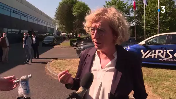 Muriel Penicaud chez Toyota : "C'est une entreprise qui démontre qu'on peut reprendre l'activité"