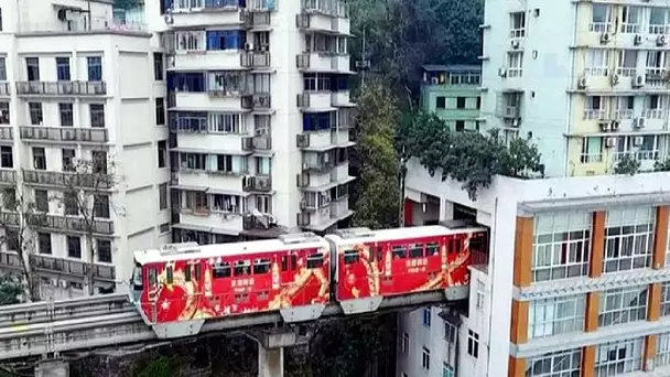 Insolite : en Chine, le métro traverse les immeubles !