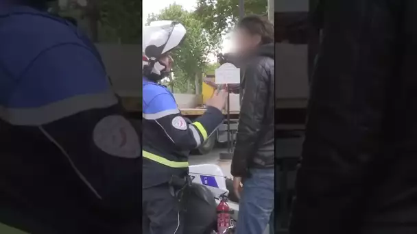 Il n'y a rien qui va avec ce deux-roues ! #shorts #police #infractions