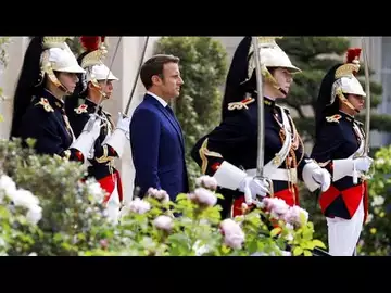 Réinvesti, Emmanuel Macron promet "une France plus forte" et "une planète plus vivable"