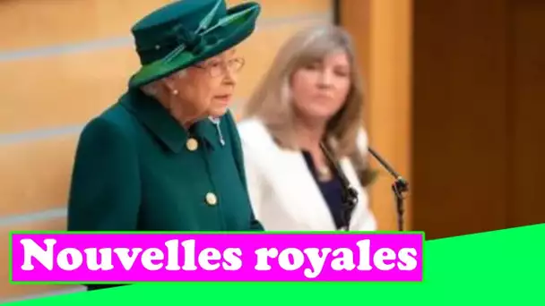 La famille royale «aux côtés de la reine au château de Windsor après son admission à l'hôpital»