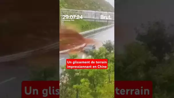 Un glissement de terrain impressionnant en Chine