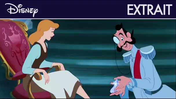 Cendrillon - Extrait : Cendrillon essaye la pantoufle de verre | Disney