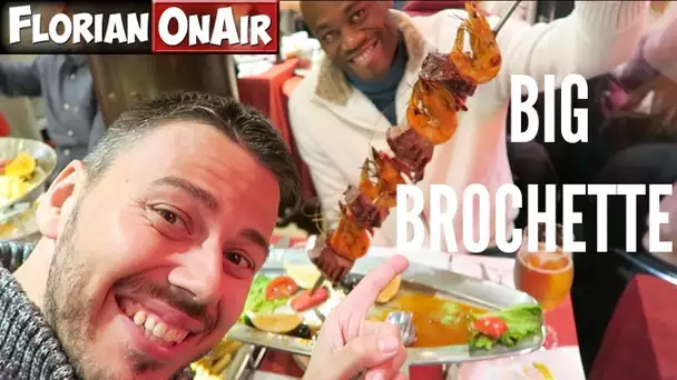 Une BIG BROCHETTE BOEUF/GAMBAS à Pedra Alta! - VLOG #475