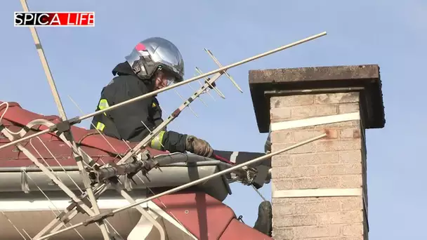 Pompiers en action  : sauvetage après la tempête