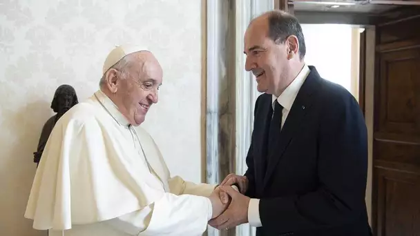 Jean Castex en visite chez le Pape : sa femme montre un sac hors de prix !