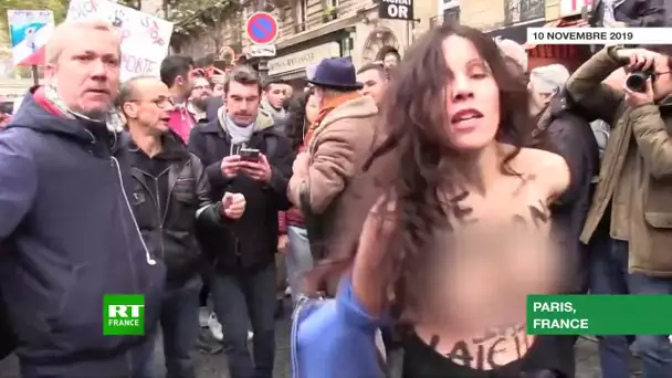 Torse nu, une femme bouleverse la manifestation contre l'islamophobie