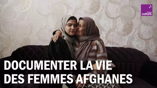 Qui se soucie encore des femmes afghanes ? Rencontre avec la photographe Sandra Calligaro